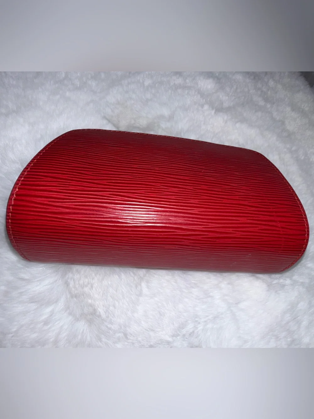 Louis Vuitton structured epi